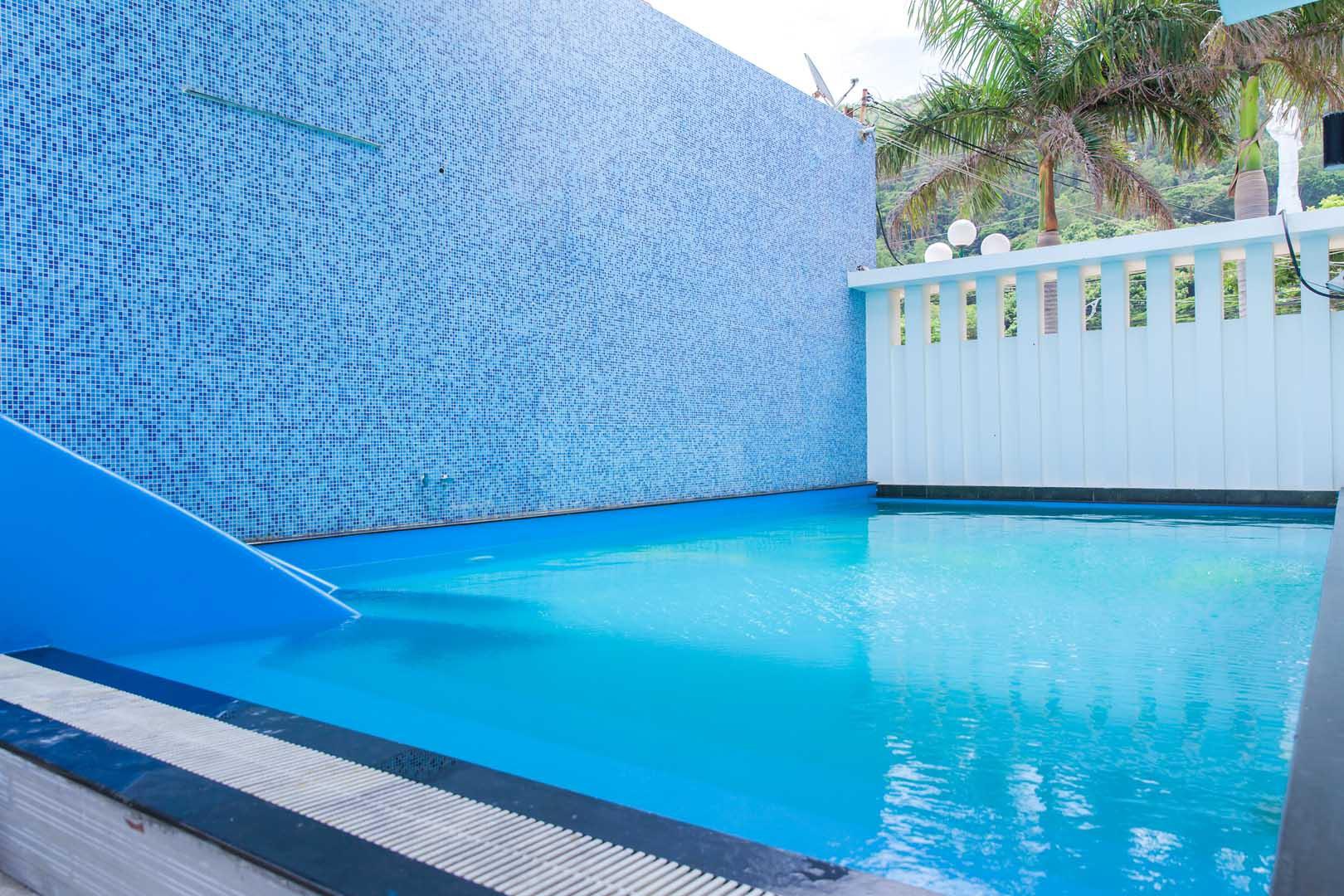 z2877094168749_ee03baaa9da311843a455682c961c0a3