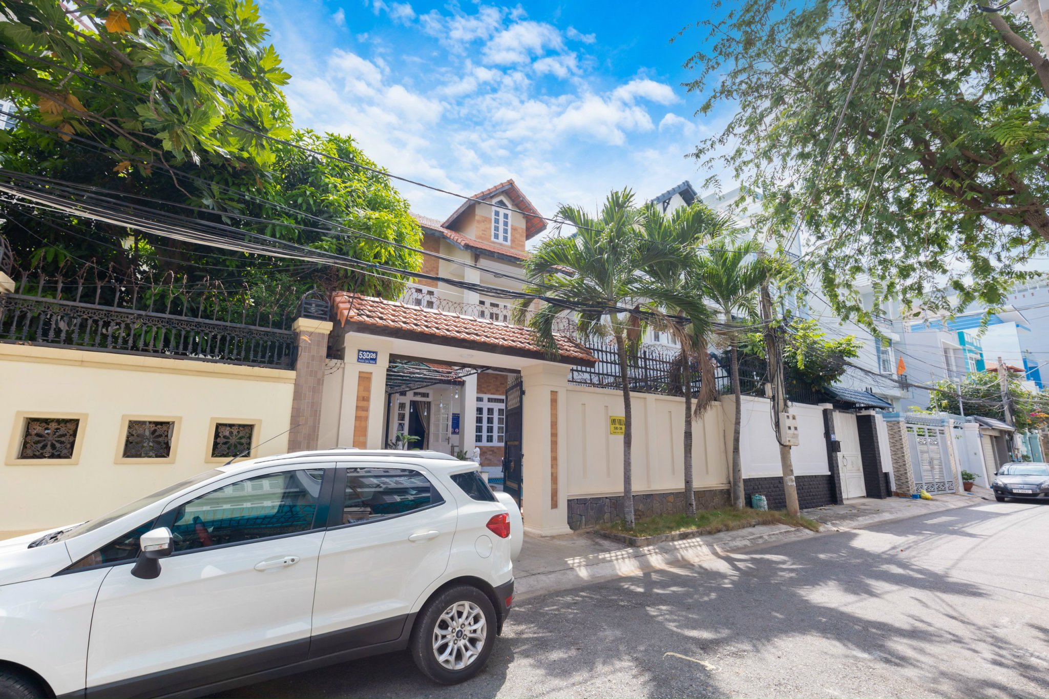 z3368158913374_b0563702f155bbe71618abd82102c683