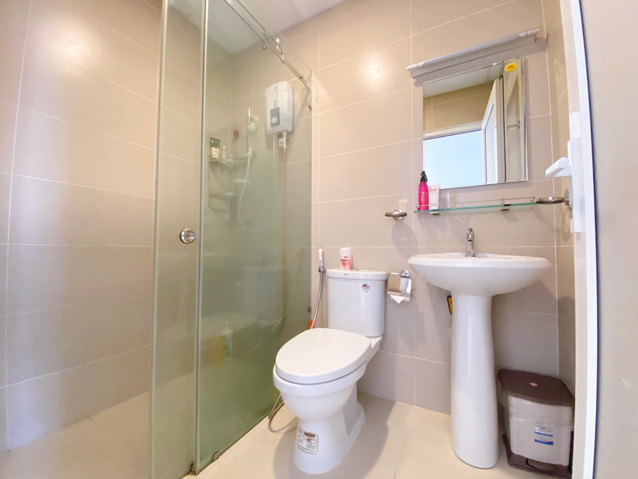 z3447561603140_419616710c5e5dcb63c87b7a2fe5a910