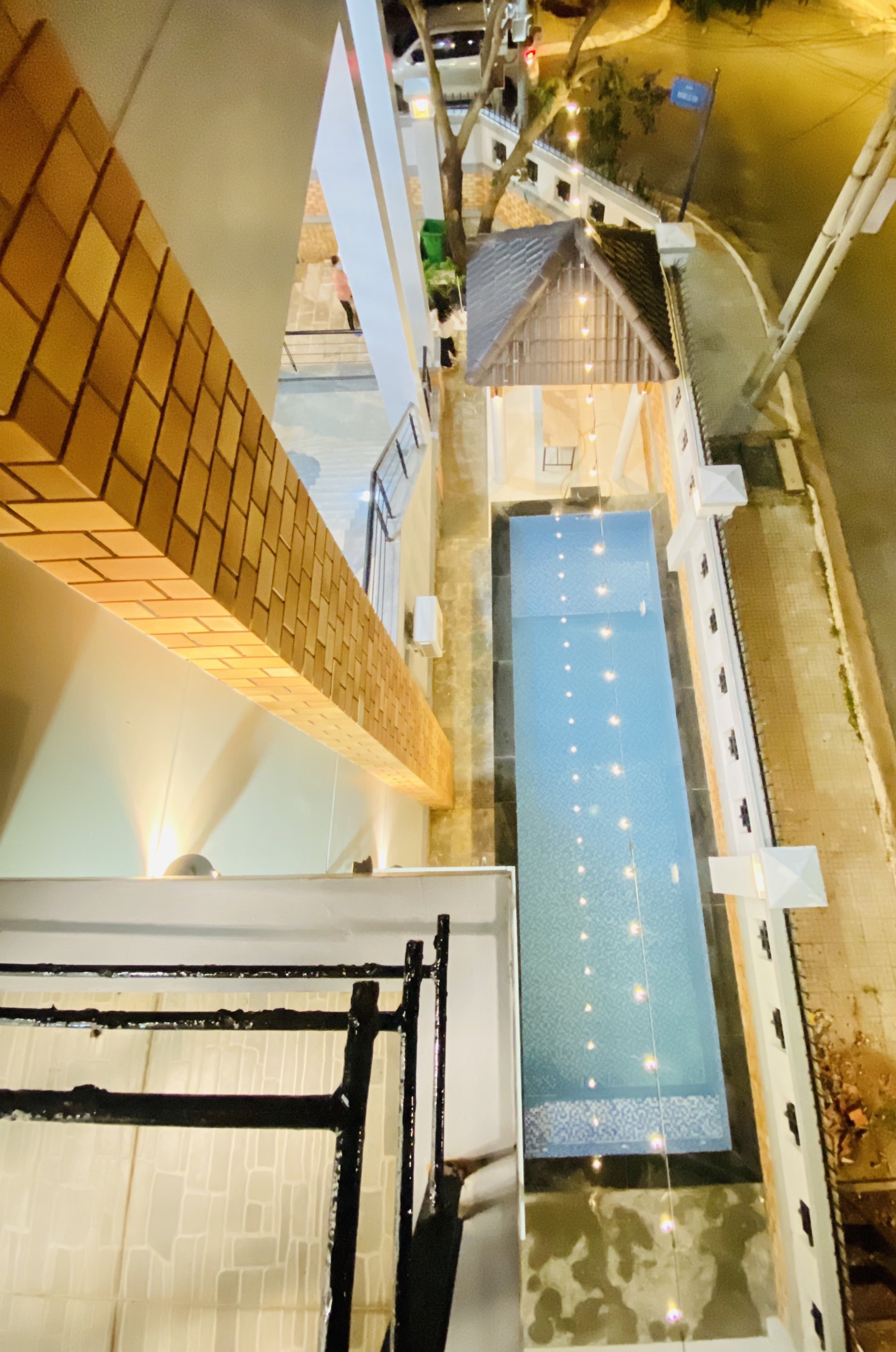 z3741066854546_5a6e877c341028e86191d558de74f228