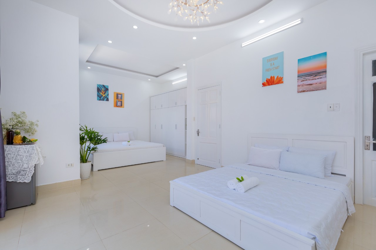 z5663279370408_e5b22162ffe35a6363281d163795db63