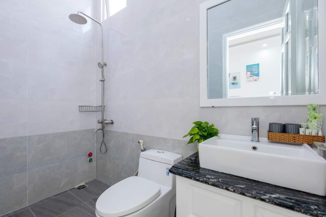 z5663279408755_1aa7df866e1d05007f09eb5cd56a75a1