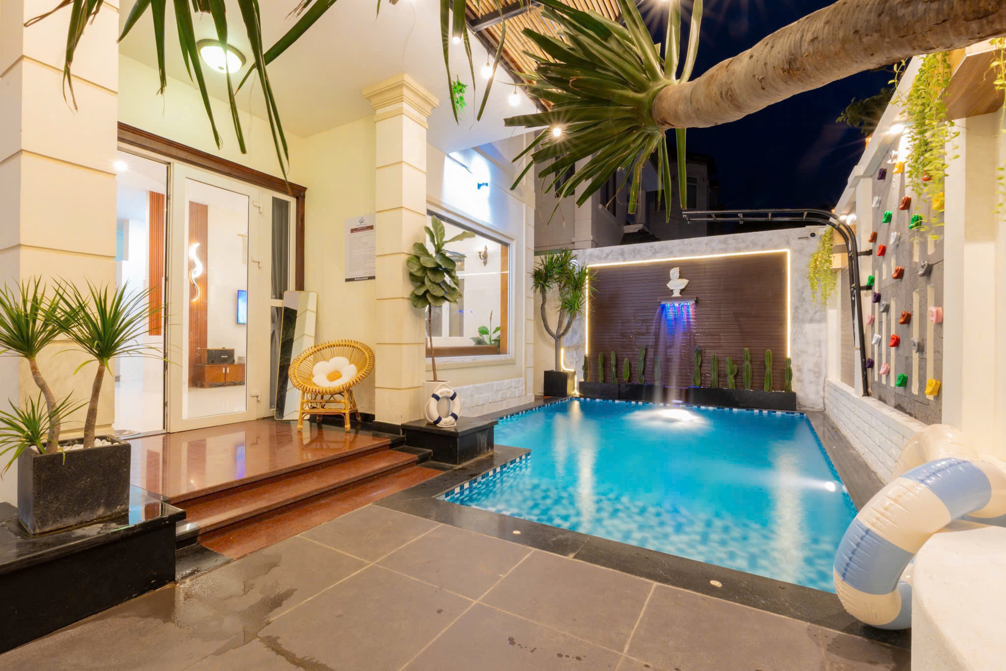 z6479073534974_b1710d12458b09a213af3908f44152db