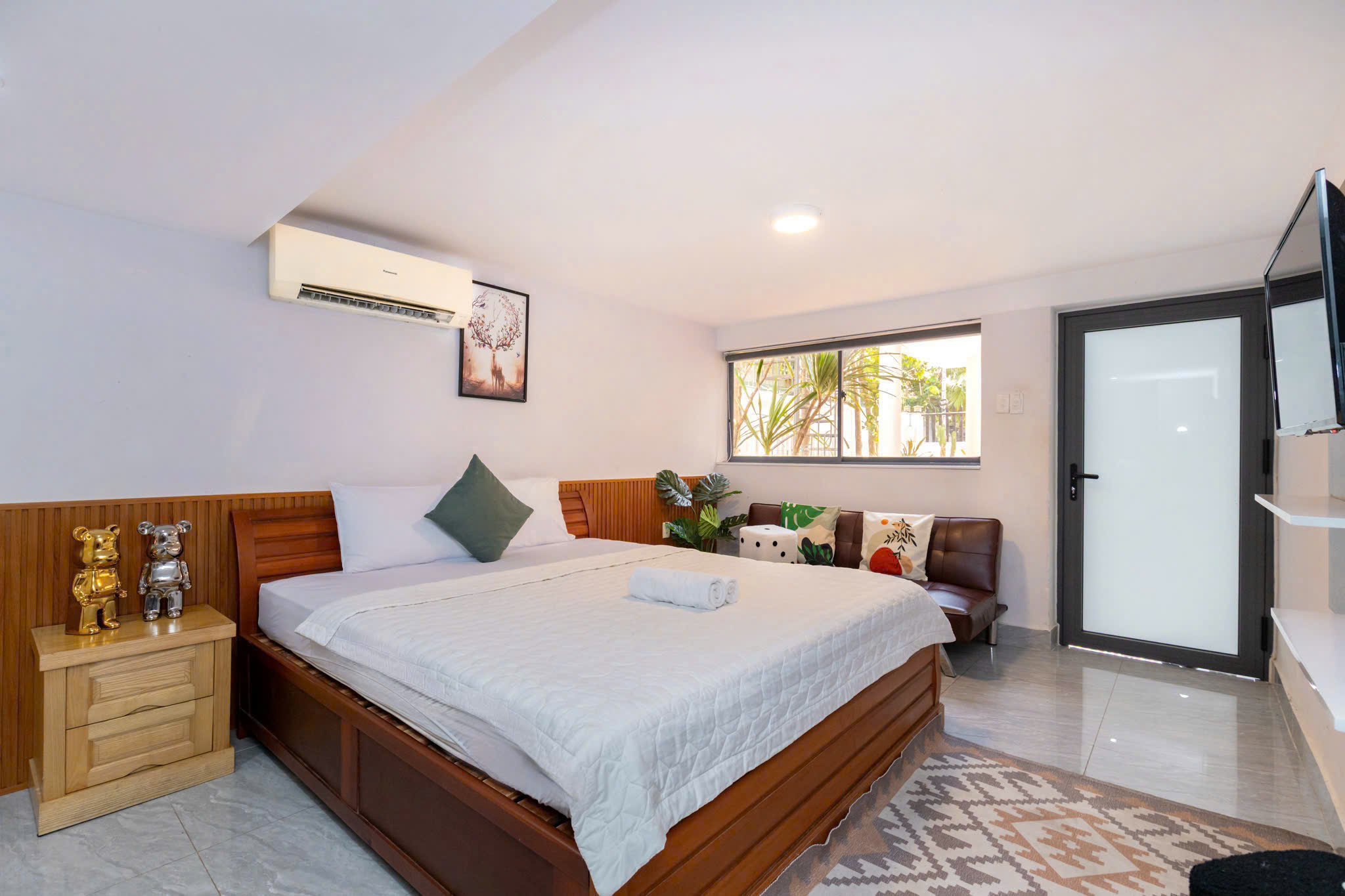 z6584168026011_9f9cb3a5c8031502177c1508451e221d