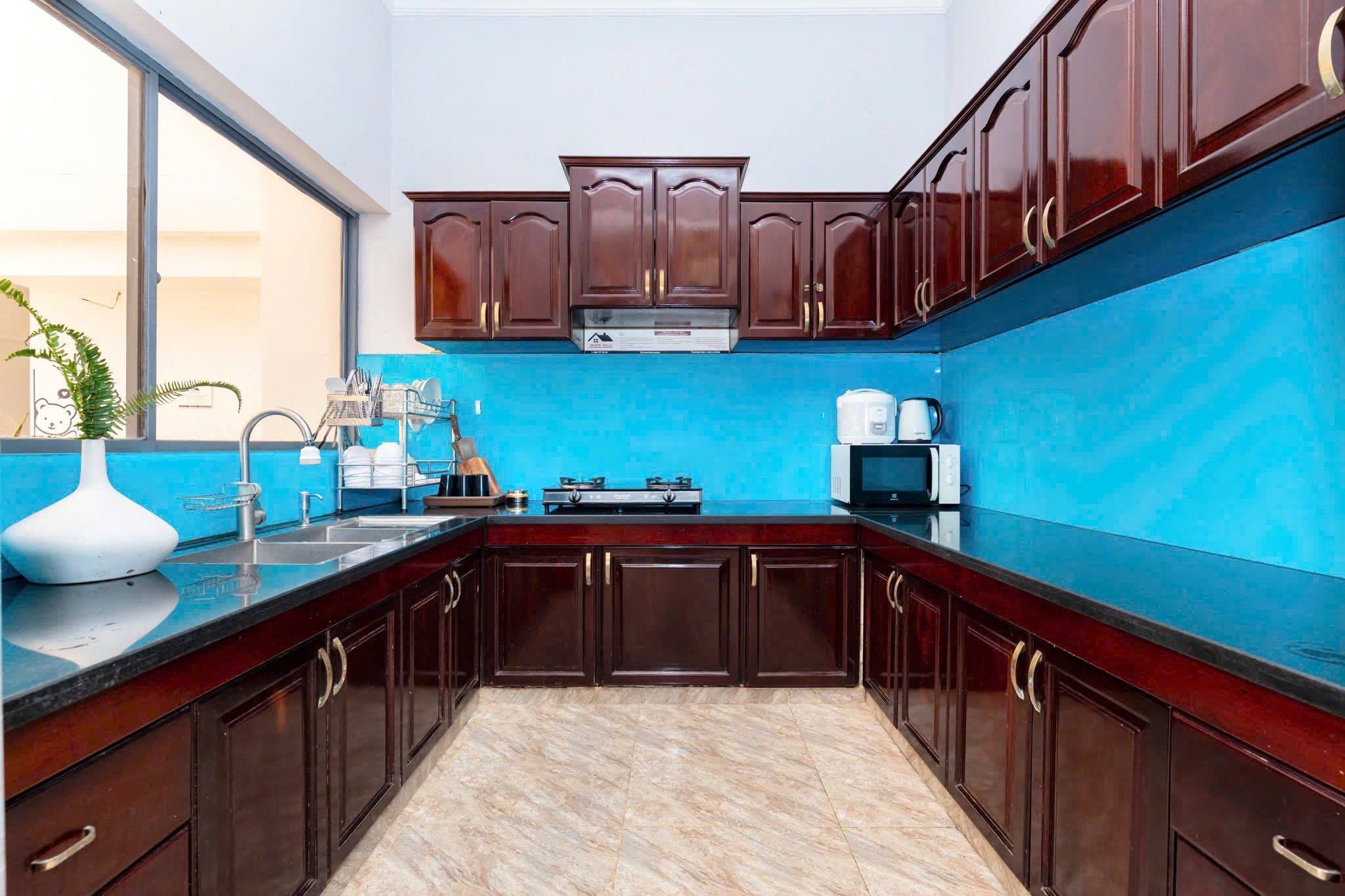 z6584168089885_37562d36baf28cb4c30207f74d3b73f7